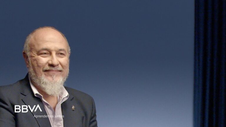 La importancia de la escucha activa en la adolescencia de 16 a&ntilde;os